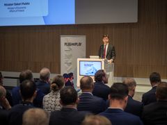 Ministeri Sakari Puisto muistutti Tech Hub Finlandin avajaisissa Tampereen vahvasta teknologiaperinteestä.