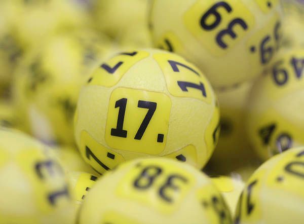 Eurojackpot kasvaa 22 miljoonaan euroon – tiistaina ei täysosumia