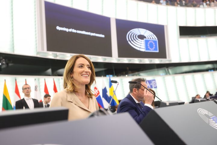 Roberta Metsola täysistunnossa