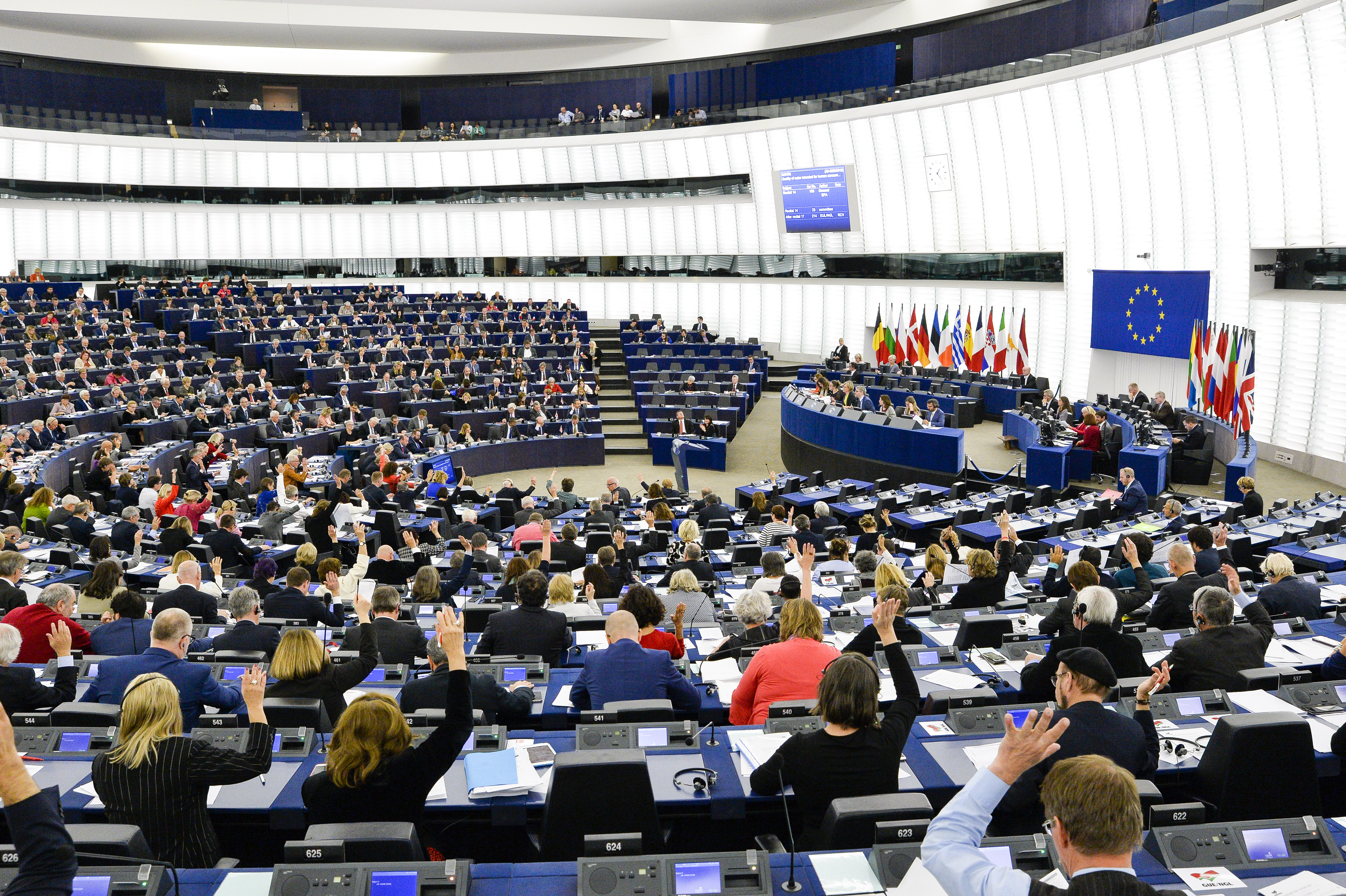 Euroopan parlamentti kutsuu suomalaistoimittajia Strasbourgiin