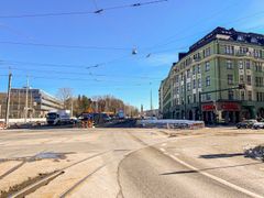 Kesän aikana Mannerheimintien peruskorjauksessa tehdään töitä Mannerheimintien, Runeberginkadun ja Helsinginkadun risteyksessä eli Oopperan risteyksessä.