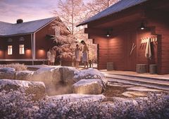 Niskalaan on suunniteltu latukahvilaa ja saunamaailmaa, jossa pääsee perinteiseen suomalaiseen saunatunnelmaan.