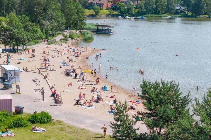 Tuorinniemen uimaranta Herttoniemessä.