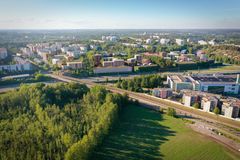 Havainnekuva ilmasta kuvattuna, suunnitelmavaihtoehto 1.