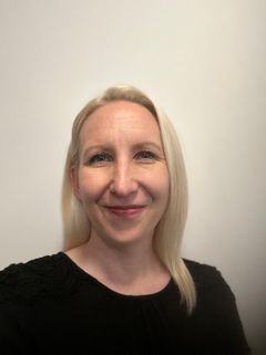 Anu Jokelan kavokuva.