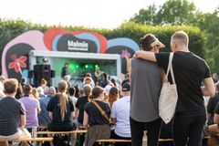 Den 4 juni rivstartar Malms evenemangssommar! Den allt populärare festivalen är uppdelad på två delar, juni och augusti och ordnas för femte gången. Det blir konserter, verkstäder och annat program på torget i Nedre Malm.