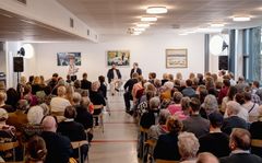 Pormestarin asukasilta Herttoniemen yhteiskoulussa huhtikuussa 2026. Kuva: Jukka Eggert.