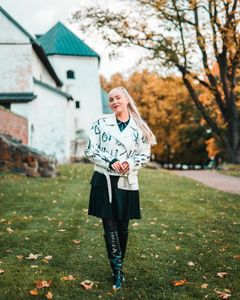 Eveliina Salminen aloittaa Sunborn Livellä Head Of Sales & Marketing -tittelillä. Eveliina tulee vastaamaan tapahtumabrändien kehittämisestä, markkinoinnin ja myynnin monipuolisista työtehtävistä. Eveliina on työskennellyt viimeiset neljä vuotta Turun Musiikkijuhlien myynti- ja markkinointipäällikkönä. Eveliina tuo Sunborn Livelle mukanaan paljon uutta annettavaa erilaisiin konsepteihin tulevaisuudessa.