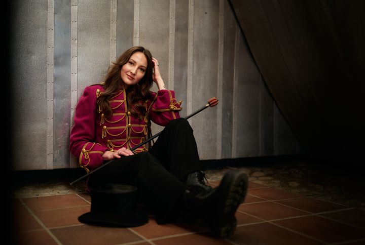 Evelyn Scala Schreiber heittäytyi tutkimusmatkalle kuuluisan sirkussukunsa historiaan.