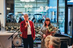 World Dog Show'n edustajat palkintovuorossa. Kuva: Petri Anttila