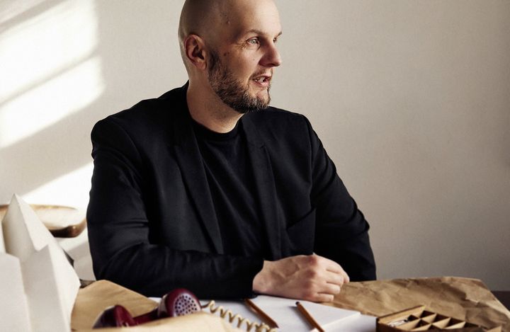 Jarno Alastalon kirja Musta laatikko ilmestyy 26.1.2026.