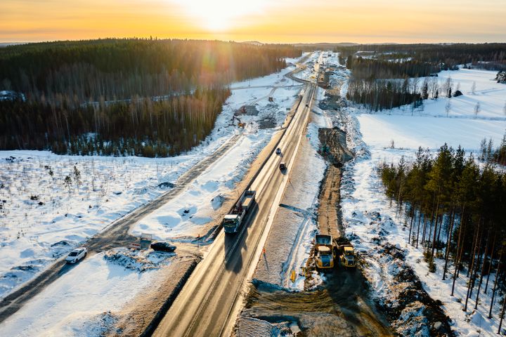 Kuvassa Vt 4 Kevätlahti-Petomäki-urakan aluetta