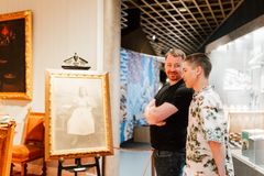 Kymmenessä vuodessa Museokortista on kasvanut koko kansan kulttuuri-ilmiö. Aktiivinen Museokortti löytyy tällä hetkellä lähes 350 000 suomalaisen taskusta.