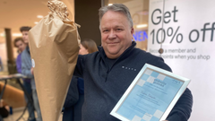 Hannu Pahajoki Jyväskylän Ammattiopisto Spesiasta palkittiin Keski-Suomen alueen vuoden yrittäjyyskasvatusopettajana.