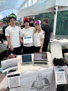 FrostBuster NYT Kallaveden lukiosta, Kuopiosta, etenee finaaliin toisen asteen parhaana NYT-yrityksenä. Heidän tuotteensa, hukkametallista valmistettu jäätaltta, palkittiin myös tapahtuman parhaana tuotteena.