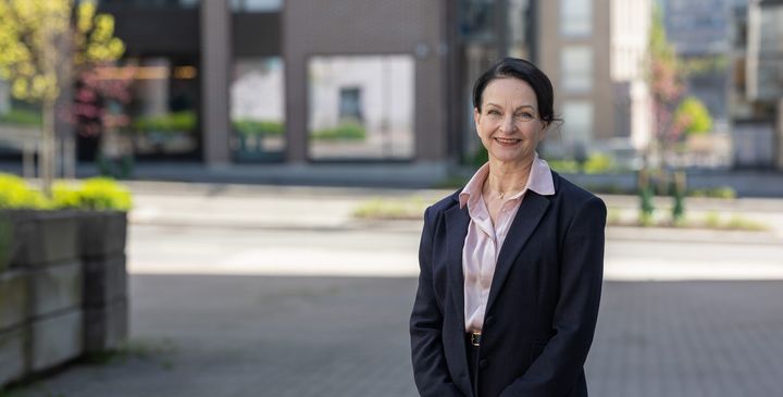 Kuvassa on Teija Ojankoski.