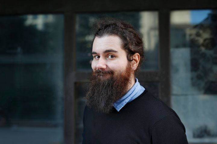 Yhteisöveron korottaminen pienentäisi tuloeroja. Vastaavasti sen alentaminen hyödyttäisi eniten suurituloisimpia suomalaisia, sillä valtaosa yhteisöverosta kohdistuu heihin, toteaa Kalevi Sorsa -säätiön tutkija Saska Heino. Kuva: Anna Kuokkanen