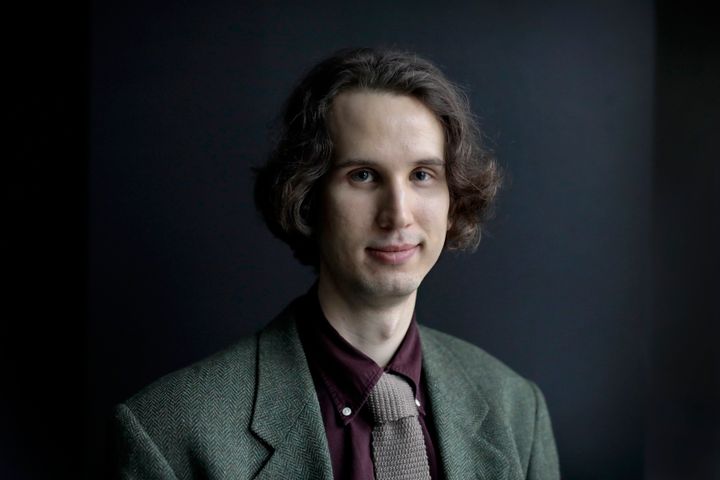 Kalevi Sorsa -säätiön talouspolitiikan asiantuntija Jussi Systä tarkasteli kahden tilaston avulla ulkomaalaisten osuutta työttömien määrän kasvusta viime vuosina.