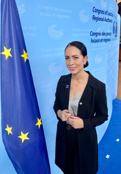 Emmi Lintonen toimii Demarinaisten Euroopan laajuisen kattojärjestön PES Womenin varapuheenjohtajana.