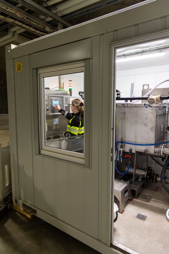 Laitteiston%20k%E4ytt%F6%E4.