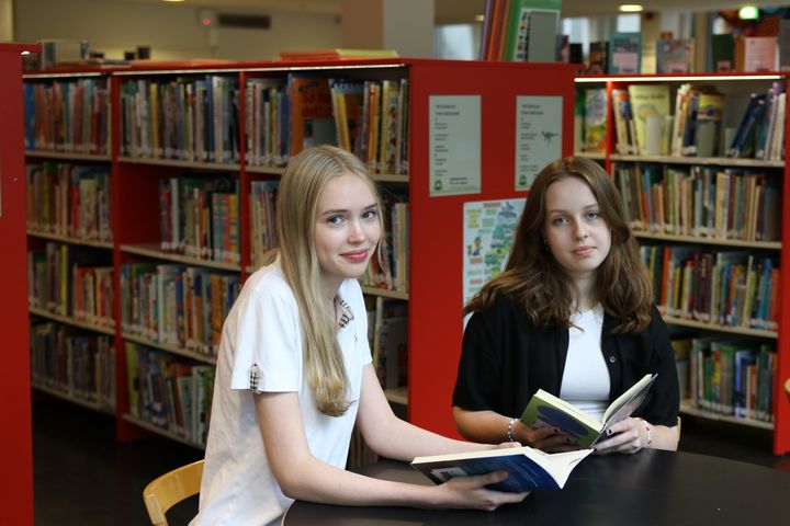 Sanni Nieminen ja Celine Lundberg.