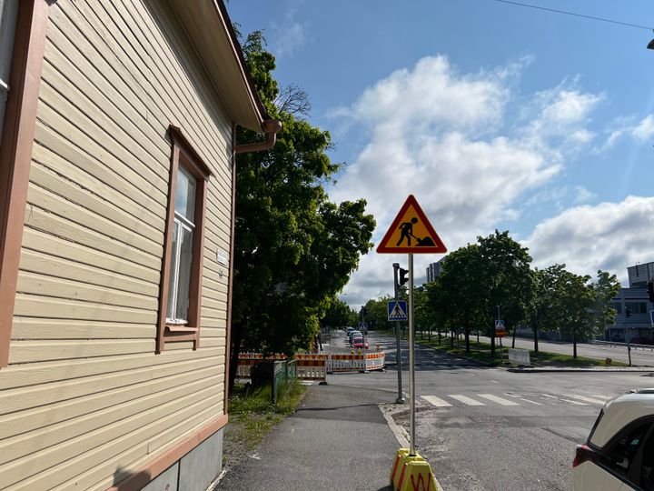 Klemetsögatan stängs av från trafik på avsnittet Korsholmsesplanaden-Timmermansgatan.