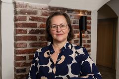Nykyinen sivistystoimenjohtaja Christina Knookala on jäämässä varhaiseläkkeelle. Knookala muistelee lämmöllä varsinkin henkilökuntaa, joka tekee työtään sydämellä ja ammattitaidolla.
