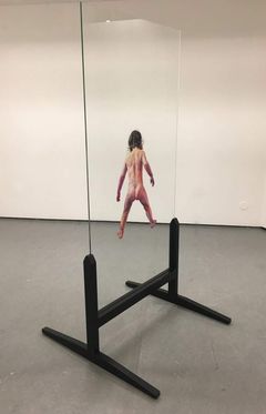 Linnéa Therese Dimitriou Aim 2020 öljy turvalasille | olja på säkerhetsglas | oil painting on safety glass kuva | foto | photo: Linnéa Therese Dimitriou