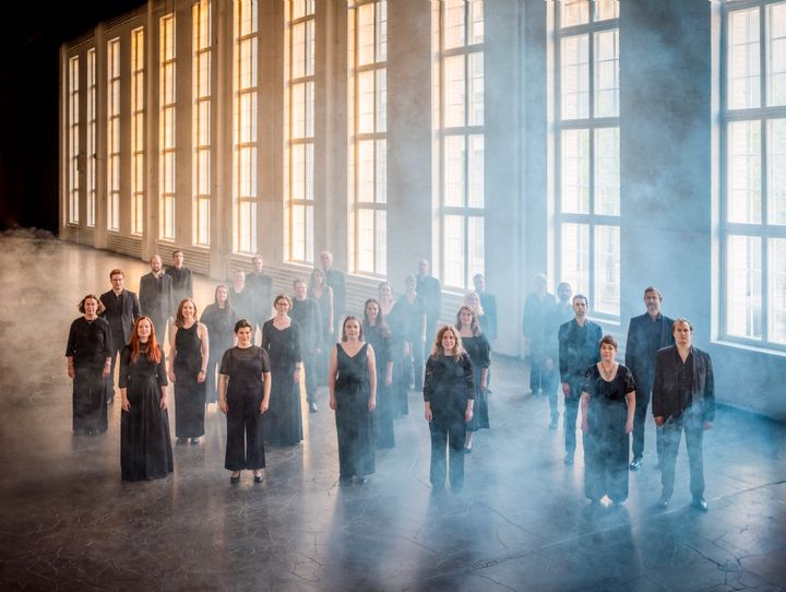 Helsingin kamarikuoro. Kuva: Ella Kiviniemi & Tuomas Tenkanen