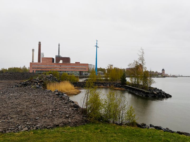 Innotalon kortteli Yliopistonrannan vieressä.