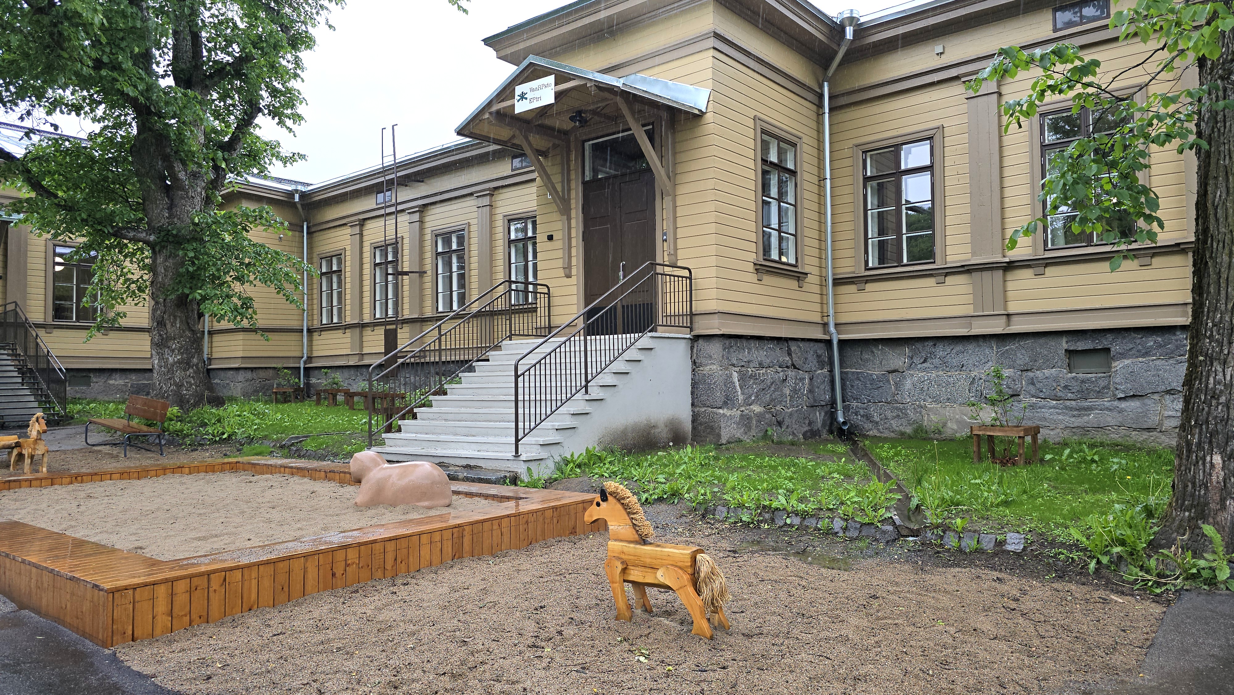 Uusi ruotsinkielinen päiväkoti aloitti toimintansa Vaasassa