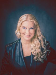 Helena Åhman. Kuva: Ville Juurikkala / Otava
