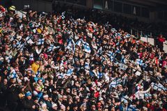 Yleisöä Salpausselän kisojen katsomossa Lahdessa.