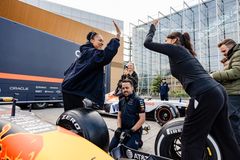Red Bull F1-auto Kansalaistorilla