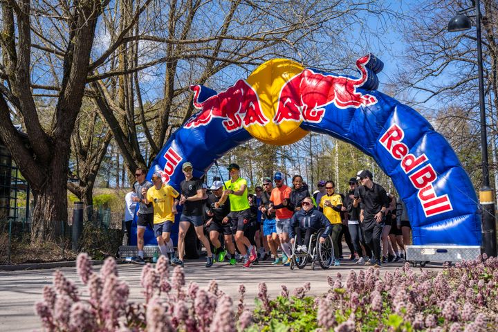 Wings For Life World Run keräsi osallistujia Töölönlahdelle toukokuussa 2024