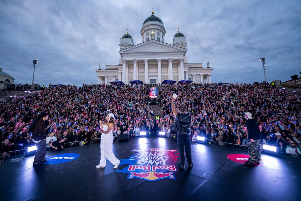 Red Bull Dance Your Style Suomen finaali 2026 Senaatintorilla. Elias Ryynänen / Red Bull Content Pool