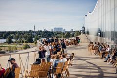 In summertime, you can admire the view over Töölönlahti Park and the city centre from the Citizen’s Library. You can even bring your own picnic or buy snacks from the café.