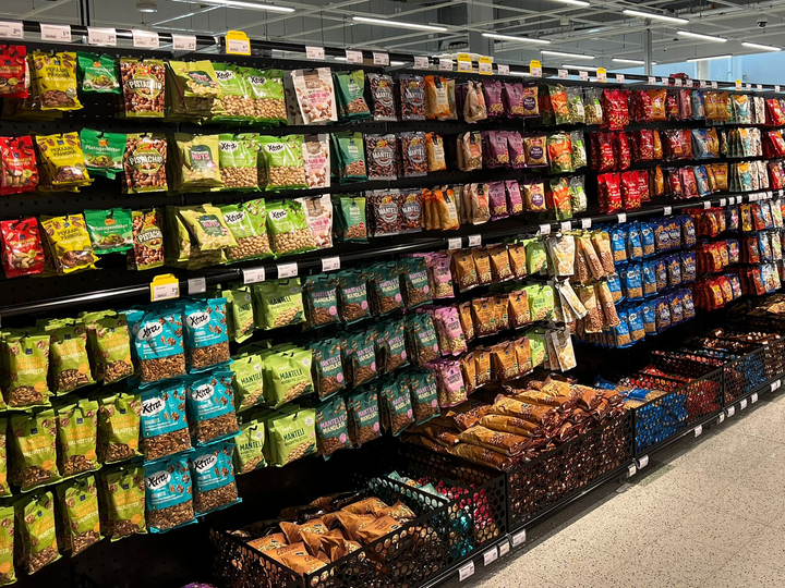 pähkinähylly Prismassa