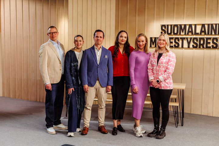 Samuli Wirgentius, Kaisa Somerpalo, Antti Helkala, Anemone Aaltonen, Elina Leskinen ja Iita Tyykiluoto kisaavat SMR-kilpailun voitosta.