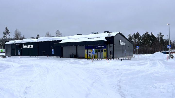 S-market Uurainen on valmistunut aikataulussa. Avajaisia vietetään torstaina 22.2.2024.
