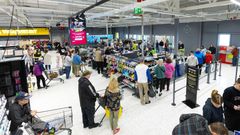 Keskimaan palveluverkosto on erittäin hyvässä kunnossa. Viimeisimpänä on avattu uusi S-market Muurame toukokuun lopulla.