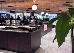 Uudistuksessa on panostettu erityisesti tilojen toimivuuteen, viihtyisyyteen sekä asioinnin sujuvuuteen. Tavoitteena on ollut luoda kokonaisuus, joka palvelee asiakkaita entistä paremmin niin arjessa kuin erilaisissa ruokailu- ja kahvilahetkissä.