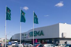 Prisma Iisalmen kiinteistön keskeiset tekniset järjestelmät on päivitetty vastaamaan nykypäivän vaatimuksia, kuten automaatio-, sähkö-, ja turvallisuusjärjestelmiä. Samalla parannettiin jätehuollon toimivuutta ja kierrätystoimintoja tukemaan kierrätysastetta.