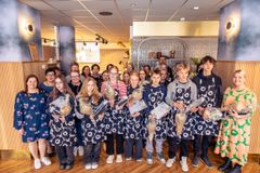 Kokkikisan palkitut nuoret ja tuomaristoa ym. Savonlinnassa.