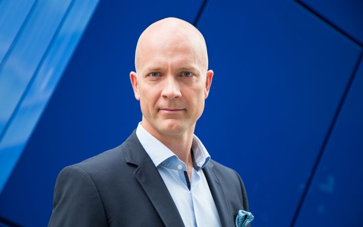 Nyt julkistettu yhteistyö Ruotsissa jatkaa Pinjan systemaattista kansainvälistä laajentumista – tämän vuoden tammikuussa uutisoitiin yhtiön miljoonakaupasta Isoon-Britanniaan. Pinja palvelee asiakkaita tällä hetkellä yli 30 maassa. Kuvassa toimitusjohtaja Matti Heikkonen.