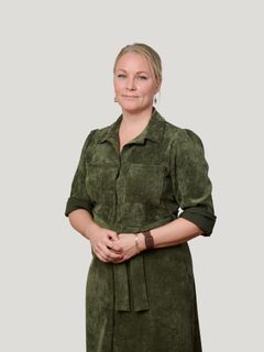 Teknologia- ja kyberturva-alojen B2B-markkinoinnin kokenut asiantuntija, VP, Marketing Merja Sinkkonen vastaa Tuxeran globaalista brändi- ja markkinointistrategiasta. Hän on toiminut aiemmin muun muassa globaalin markkinoinnin johtajana WithSecuren Cloud Protection for Salesforce -liiketoiminnassa sekä Espeo Softwarella.