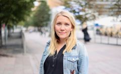 Liselott Lindström puolilähikuvassa.