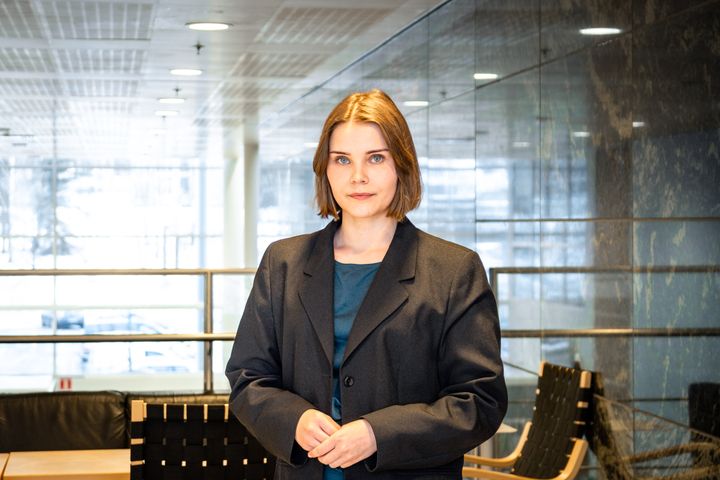 Projektitutkija Mari Puurusen mukaan Suomessa pitäisi puhua informaatiosodankäynnistä informaatiovaikuttamisen sijaan.