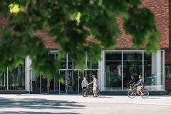 Jyväskylän yliopisto on mukana kolmessa viidestä Näytönpaikka-pilottihaussa rahoitusta saaneessa hankkeessa