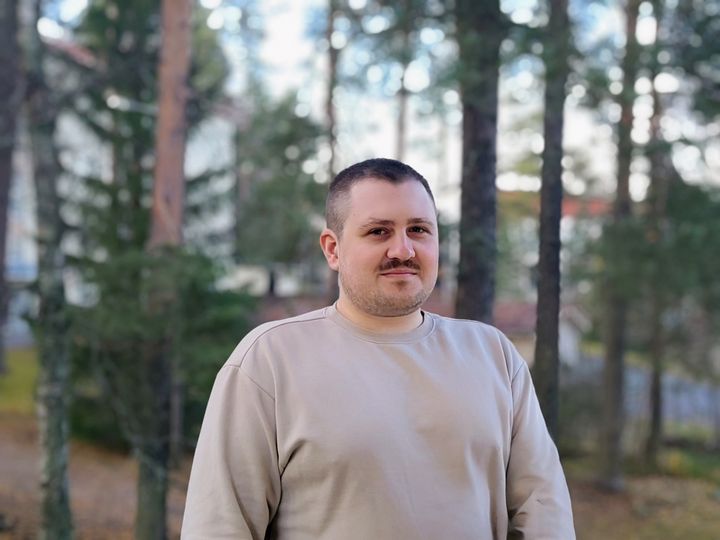 Denis Zhidkikh kehitti tutkimuksessaan menetelmän, joka auttaa tunnistaamaan oppimisen haasteet ja opiskelijoiden tuen tarpeen varhaisessa.